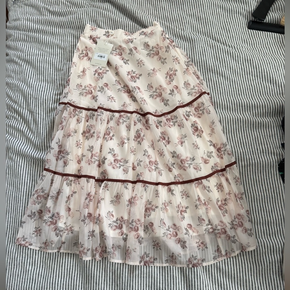 Bohme Inara Floral Midi Skirt - Picture 3 of 5